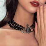 گردنبند ویوین وست وود سه لاین کریستال